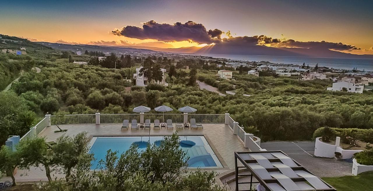 Villa Cretan Blu Platanias Platanés Exterior foto
